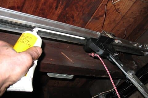 My Garage Door is Making Awful Noises. Here are Reasons