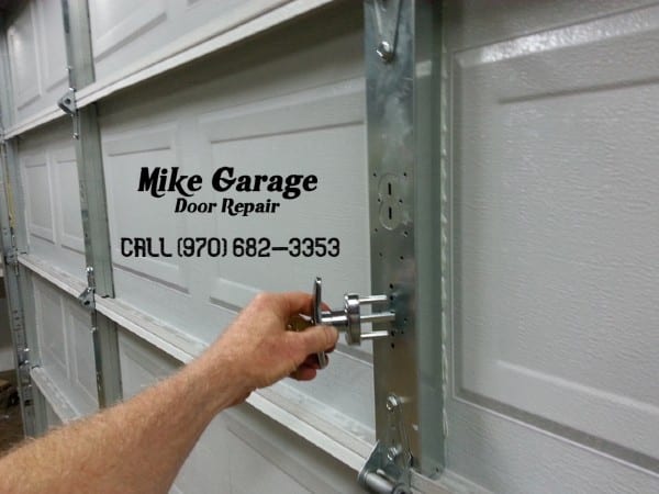 Quick and Secured Ways to Lock a Garage Door when You’re Away on Vacation?